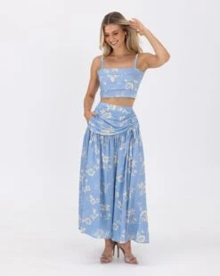 Alternative view of Ralene Set-Blue Flower