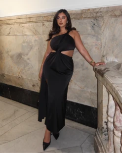 Iris Dress- Black