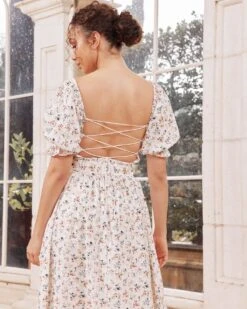 Alternative view of Panama Top - White Floral
