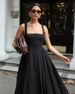 Ashley Dress-Black 9 Ashley Dress-Black -Twosisters The Label TS938 B AshleyDressBlackFront